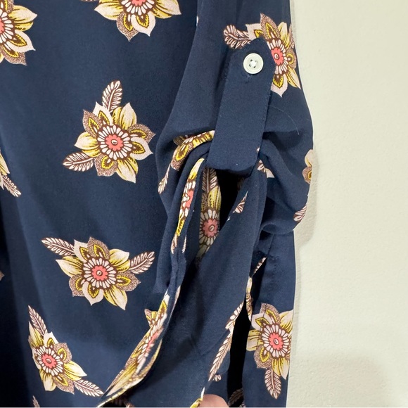 Loft Navy Floral Flow Long Sleeve Blouse Size XS - Picture 5 of 9